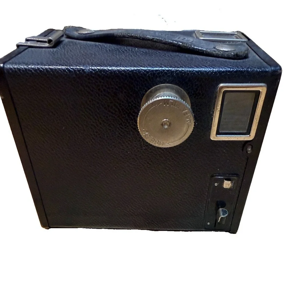 AGFA B-2 CADET Antique Vintage Box Snap Shot Film Camera USA ANSCO